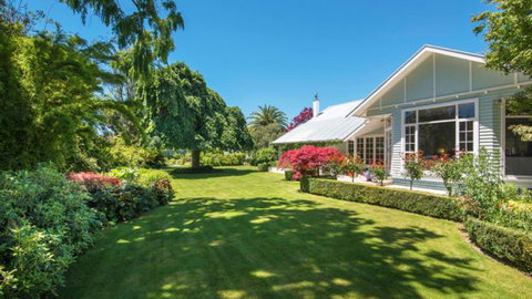 Botanica Bed And Breakfast - Accommodation New Zealand 0
