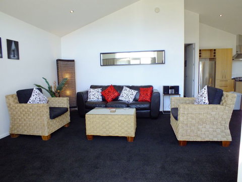 Copper Beech Wanaka - Luxury Apartments - Accommodation New Zealand 0