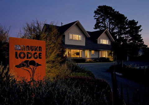 Manuka Lodge - Accommodation New Zealand 1