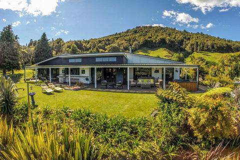 City Lights Boutique Lodge - Accommodation New Zealand 0