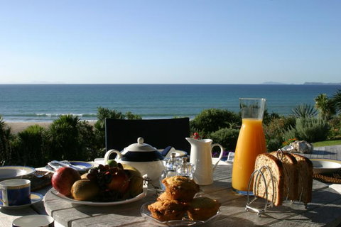  Kuaotunu Bay Lodge - Accommodation New Zealand 3