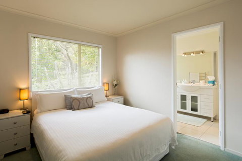 Seascape Villa B&B - Accommodation New Zealand 12