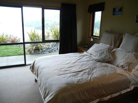 Okiwa Bay Lodge - Accommodation New Zealand 8