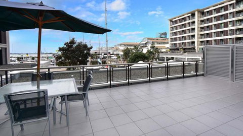 Paradise Quay - Auckland Holiday Apartment  - Accommodation New Zealand 1