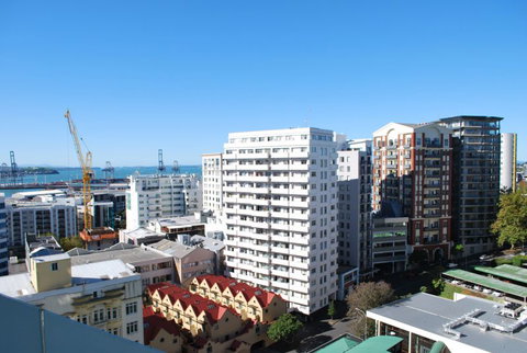 Mod On The Quad - Auckland City Apartment - Accommodation New Zealand 4