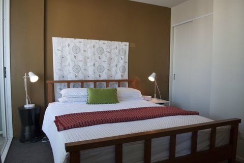 Mod On The Quad - Auckland City Apartment - Accommodation New Zealand 9