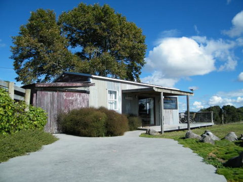 The Woolshed, Cassie's Farm - Accommodation New Zealand 0