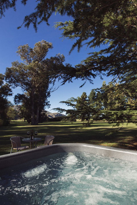 Jaydees Lavender Lifestyle. Self Contained Cottage. - Accommodation New Zealand 7