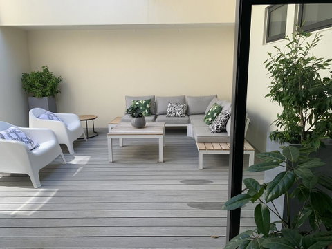 SEAduction Luxury Apartment - Accommodation New Zealand 1