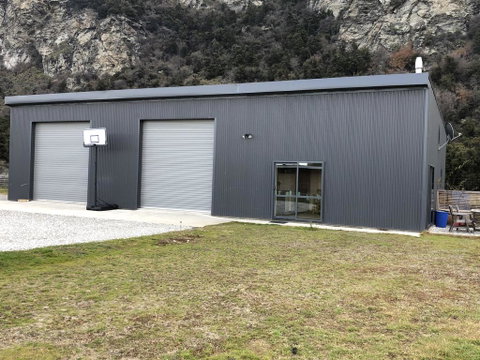 Shed Apartment - Accommodation New Zealand 2