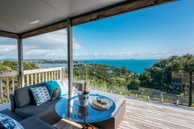 Sol Vista - Waiheke Holiday Home