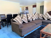 Stay luxury near Auckland Airport Auckland city