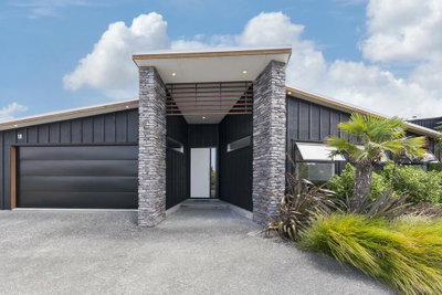 Stylish Villa Escape - Matakana Holiday Home