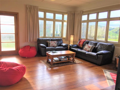Sunnybrae Farm Cottage - Accommodation New Zealand 0