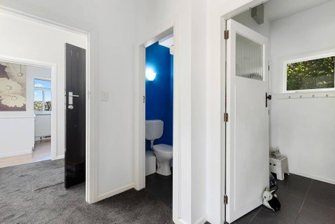 Sunrise And Spa At Mt Pleasant - Christchurch Holiday Home - Accommodation New Zealand 3