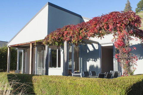 Sunrise Sanctuary - Accommodation New Zealand 0