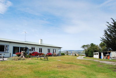 Surat Bay Lodge By The Sea/Backpackers Hostel