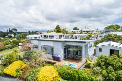 Taranui Tides - Mangawhai Heads Holiday Home