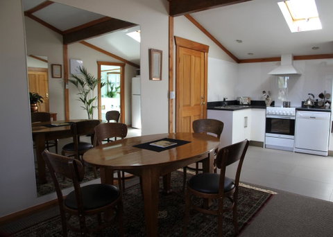 Tarawhata Thermal Apartment - Accommodation New Zealand 2