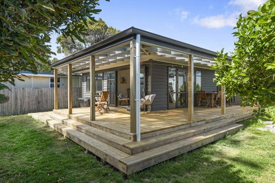 Te Moana - Waikanae Beach Holiday Home