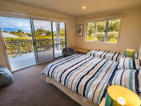 Te Wharepuni - Tata Beach Holiday Home - Accommodation New Zealand 1