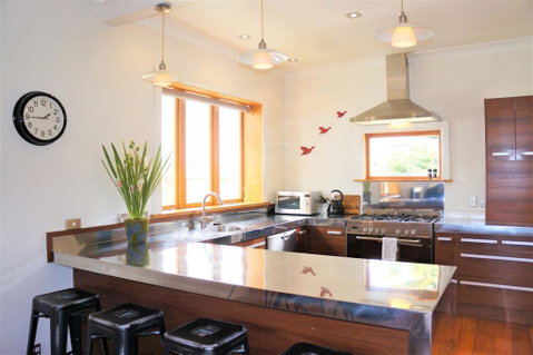 THE BULLER BUNGALOW - YOU WILL FALL IN LOVE - Accommodation New Zealand 0