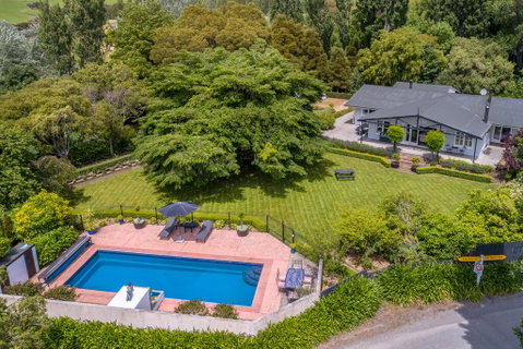 The Cattlestop & The Milkshed - Accommodation New Zealand 0