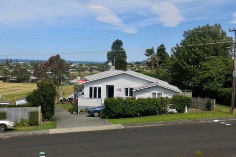The Crescent BnB - Accommodation New Zealand 0