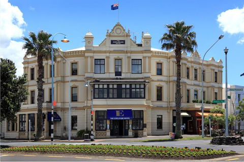 The Esplanade Hotel - Accommodation New Zealand 1