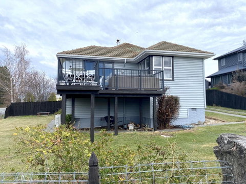 The Kiwi Bach - Accommodation New Zealand 0