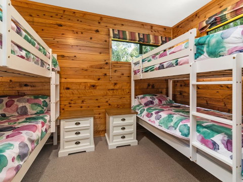 The Lakeview Chalet - Lake Tarawera Holiday Home - Accommodation New Zealand 2