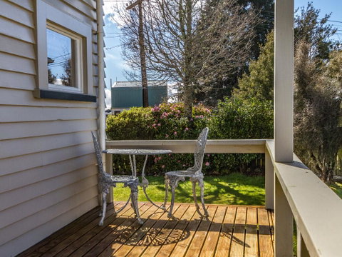 The Millar Villa - National Park Holiday Home - Accommodation New Zealand 1