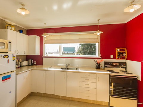 The Millar Villa - National Park Holiday Home - Accommodation New Zealand 2