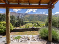 The Vines - Gibbston Valley Holiday Home