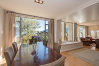 The Woods Luxury Villa Apartments - 1km to town