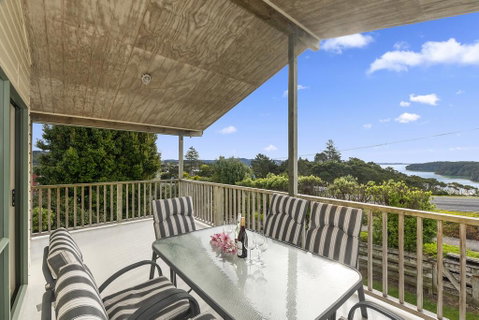 Tirairaka Lookout - Okiato Holiday Home - Accommodation New Zealand 0