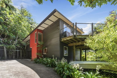 Tranquility At Tarawera - Lake Tarawera Holiday Home