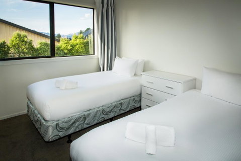 Turnbull House - Accommodation New Zealand 2