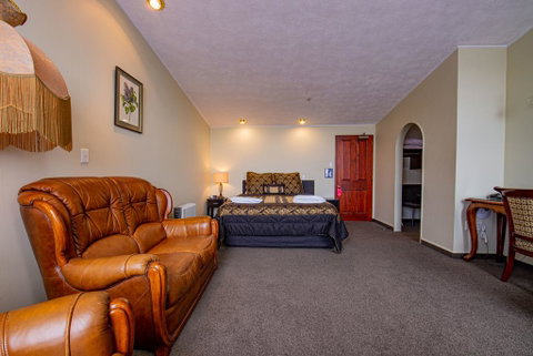 Victoria Railway Hotel - Accommodation New Zealand 3