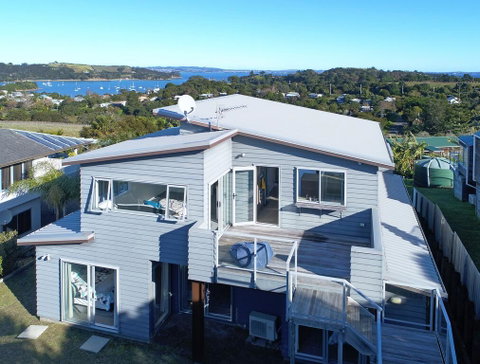 Wainui - Accommodation New Zealand 1