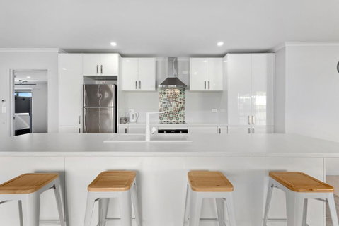 Waiotahe Executive Getaway - Accommodation New Zealand 3