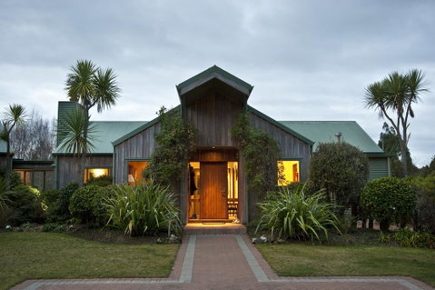 Whakaipo Lodge - Accommodation New Zealand 0
