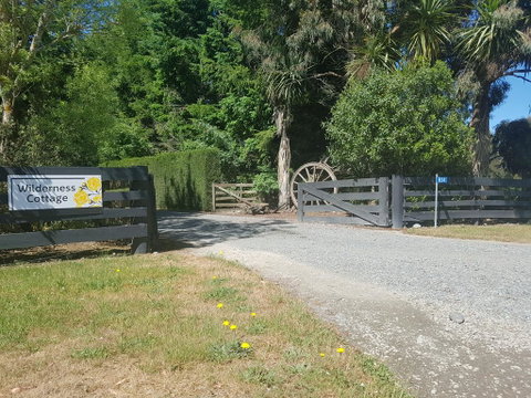 Wilderness Cottage - Accommodation New Zealand 2