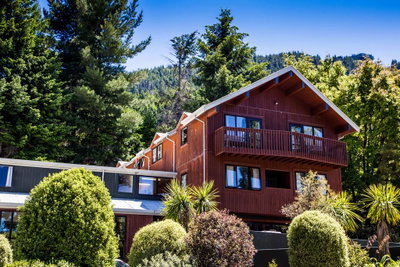 YHA Queenstown Lakefront