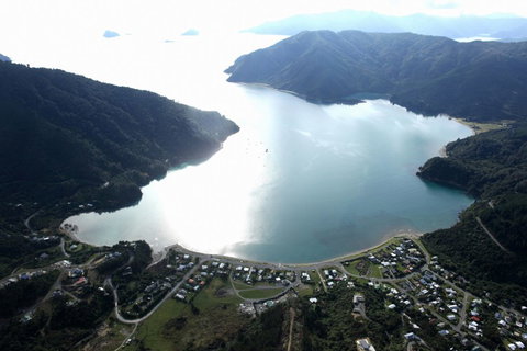 Okiwi Bay Holiday Park & Convenience Store - Accommodation New Zealand 2