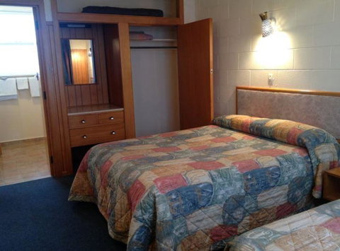 Endeavour Lodge Motel - Accommodation New Zealand 4