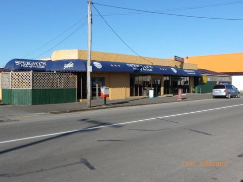 McManus Hotel - Accommodation New Zealand 8