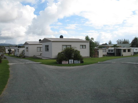 Riverside Holiday Park - Accommodation New Zealand 4