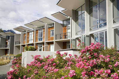 Queenstown Lakeview Holiday Park