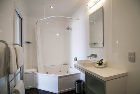 Marineland Motel & Restaurant - Accommodation New Zealand 5